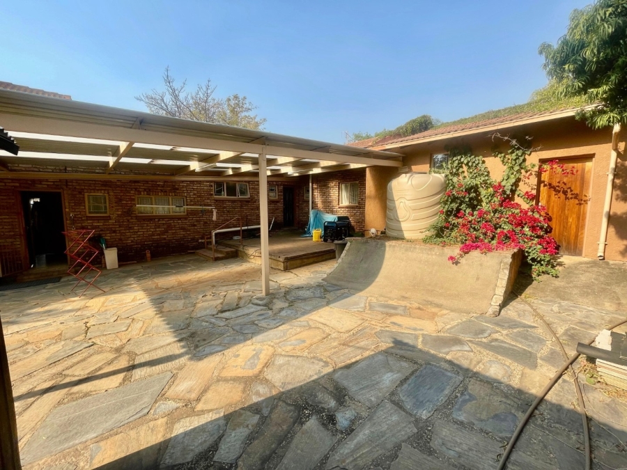 4 Bedroom Property for Sale in Safari Gardens North West